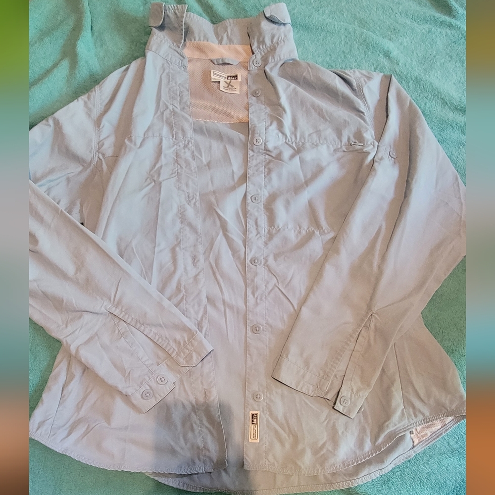 REI LIGHT BLUE LONG SLEEVE